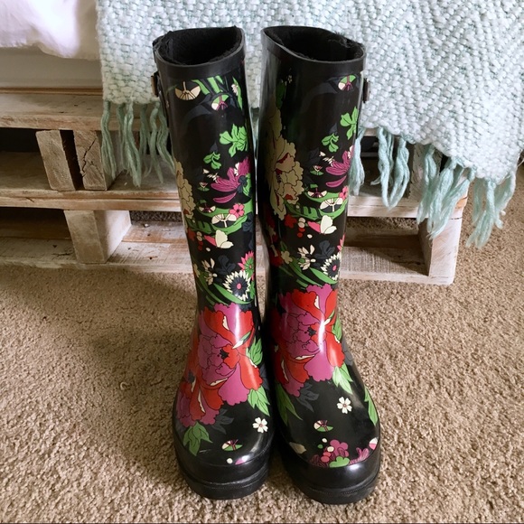SAKroots Floral Rain Boots - Picture 2 of 5